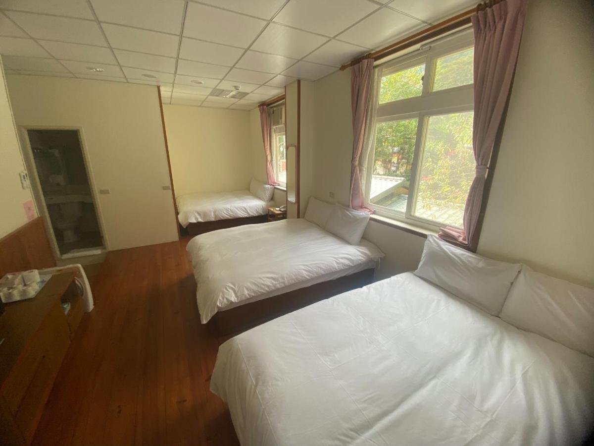 Lu-Lin B&B Wufeng  Exteriör bild
